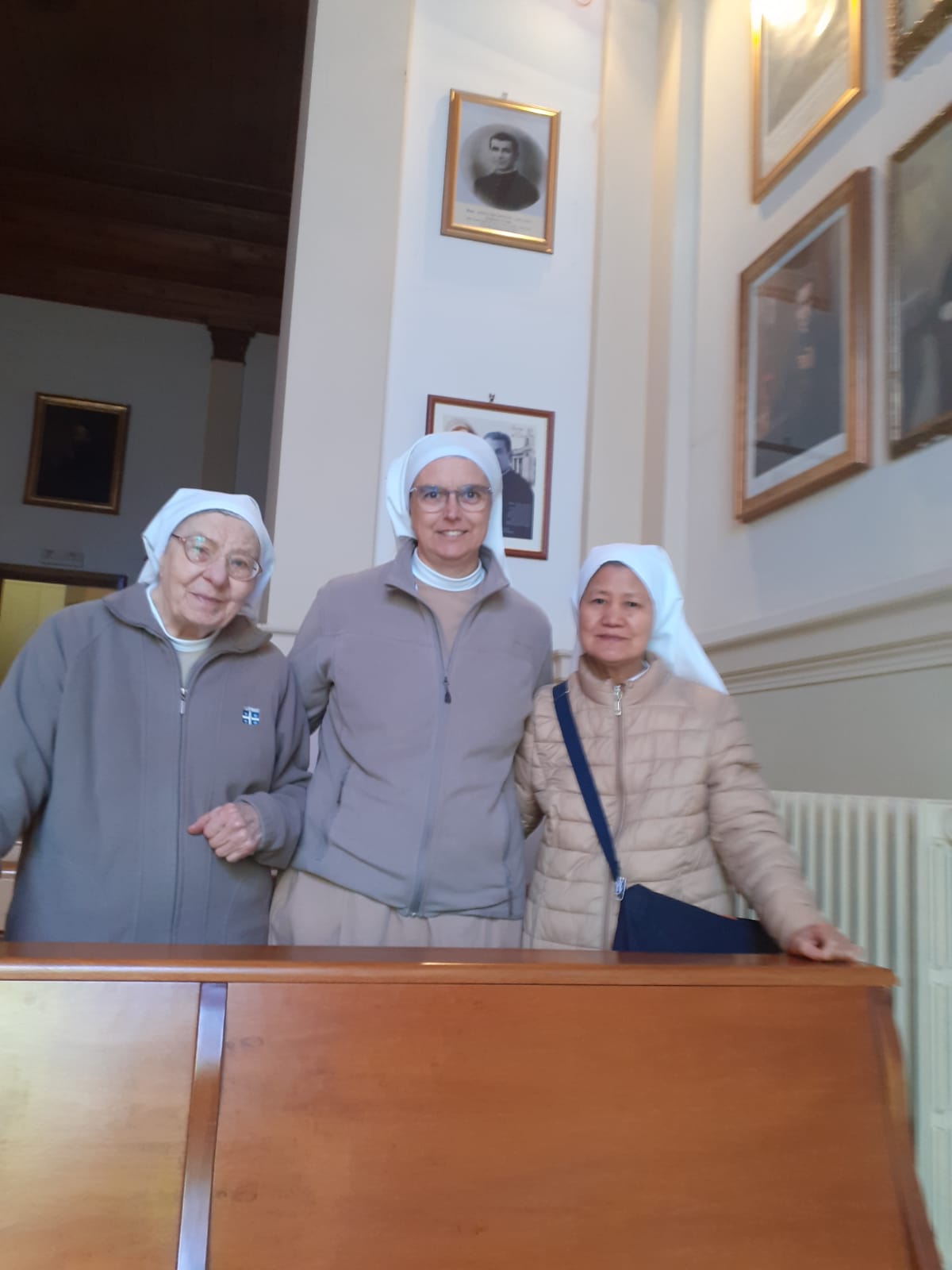 Piccole Figlie del Sacro Cuore di Ges&ugrave;